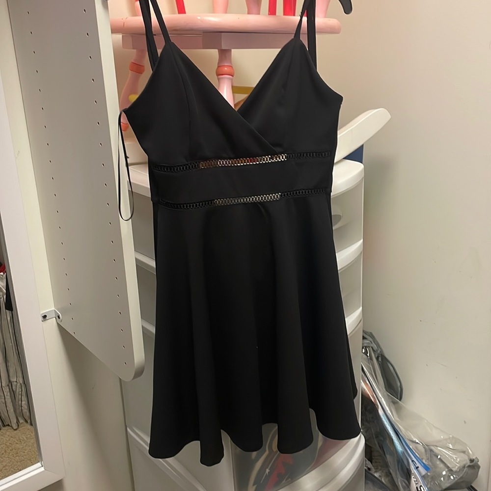 BLACK DRESS!!